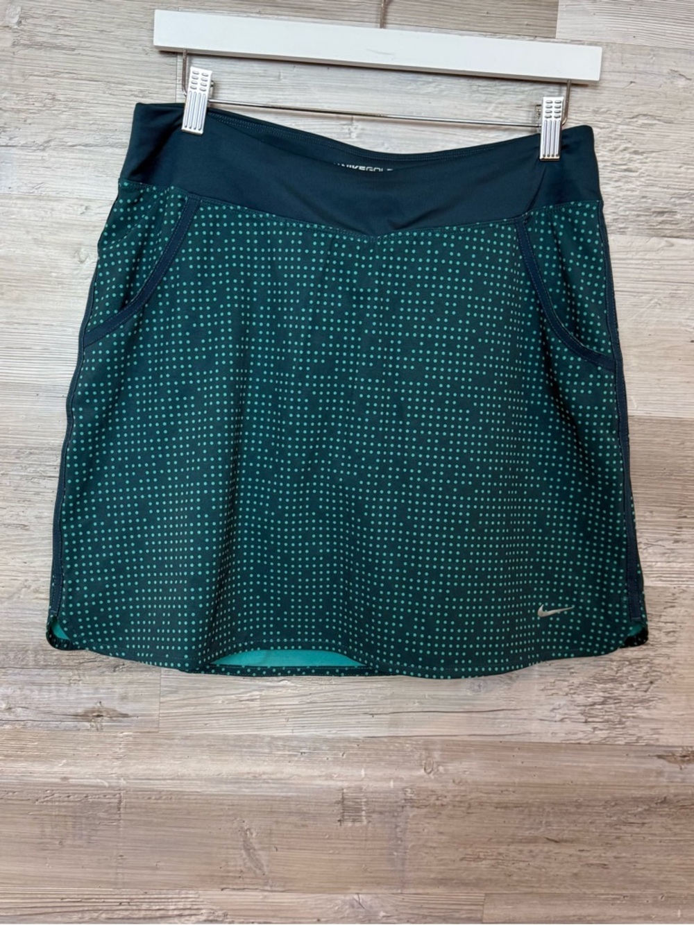 Nike Golf Tour Performance Dri-FIT Polka Dot Skort - Green/Black - Size S - Picture 10 of 10